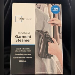 MAINSTAYS. FABRIC STEAMER. PORTABLE. LIGHTWEIGHT. ETL LISTED.